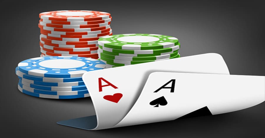 Poker trên thực tế có rất nhiều biến thể khác nhau