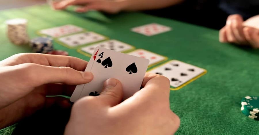 Poker chính là kiểu chơi bài được đánh giá là có sự đòi hỏi nhiều về chiến thuật